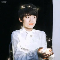 TỐNG Á HIÊN ( cậu=14 tuổi)