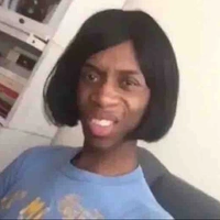 Con nhỏ đáng ghét