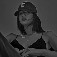 Lalisa Manoban(cô)