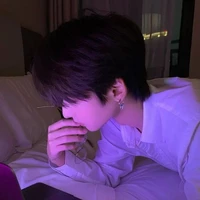 Duật Tử Hàn - 18 tuổi