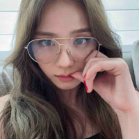 Kim Jisoo ( acc fb)