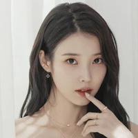 IU