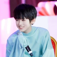 tống á hiên(12tuổi)