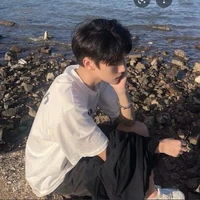 Dương Hàn Thiên ( anh trai nữ 9) 2