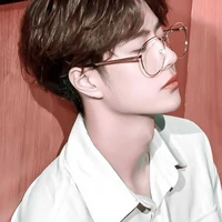 Vương Nhất Bác [ 19 Tuổi ]