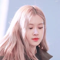 Park Chaeyoung/Cô
