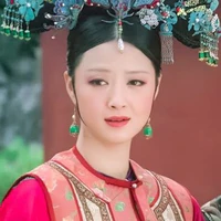 Niên Thế Lan {Hoa Phi}