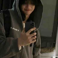 Hạ Đức anh 