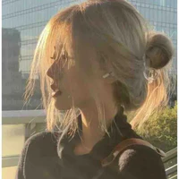 Hắc Hàn Nguyệt Anh(bff nu9)