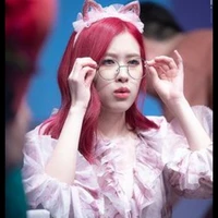 kim cheayoung.  cô