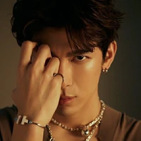 Mew Suppasit