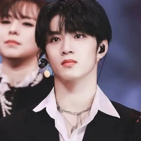 Lưu Diệu Văn ( anh )