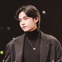 Kim V - Anh ta