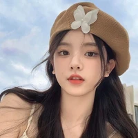 Ngô Thu Uyên_bạn ả