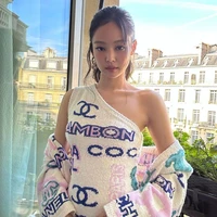 jennie [ em]