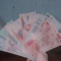 Tác giả giàu có