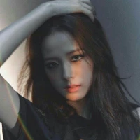 Kim Jisoo [ cô ]