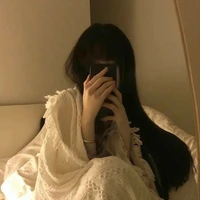 Vi Kiều Oanh .bff nữ9.