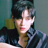 Kunpimook Bhuwakul [ BamBam ]