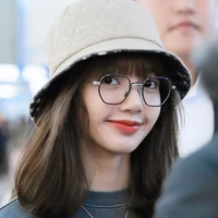 Lalisa Manobal (cô)