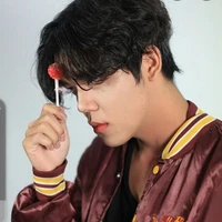 Tác giả- Nguyệt thu