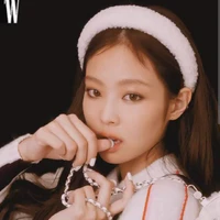 Jennie Kim [ Jen ]