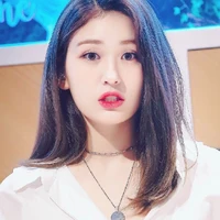 Somi (S)