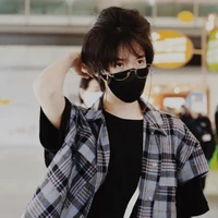 Hạ Tuấn Lâm( cậu)