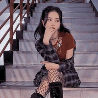ins: Jisoo