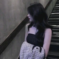 Hạ Mỹ Ngọc - chị  Mẫn Nhi