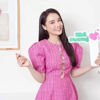 Nhã Phương ( Mẹ Y/n )