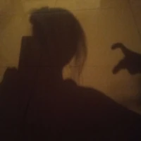 người chạm khắc câu từ