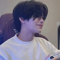 Hạ Chu Duy