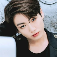Jeon Jungkook ( J)