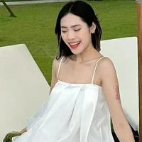 Bích Ngọc ( cô )