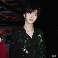 Trương Hàm Thuỵ