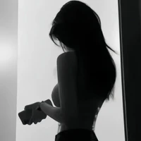 Vương Hàn Bảo Nhi_Crystal_Cô