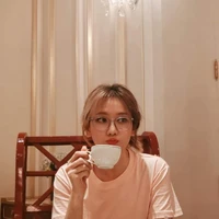 Hari Won ( mẹ Huy )