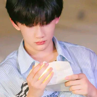 Dư Vũ Hàm (anh)