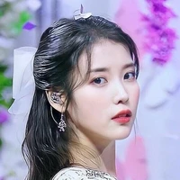 lee jieun( chị jisoo)