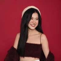 Lâm Vỹ Dạ(chị của Ngọc)