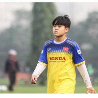 Ngân Thị Vạn Sự