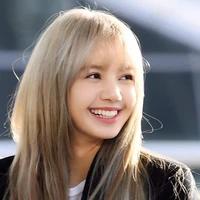 Lalisa Manobal (cô)