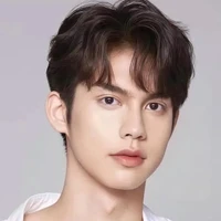 Vachirawit Chivaaree( Bright)