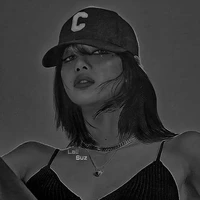 LALISA MANOBAL ( cô)