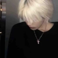 Ken - trợ lý