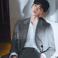 Lee Jong Suk