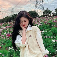 Phạm Hương Giang ( bff nu9)