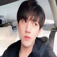 Lê Minh Khang (anh trai nữ9)