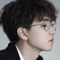 THIẾT TRƯỜNG HOÀNG